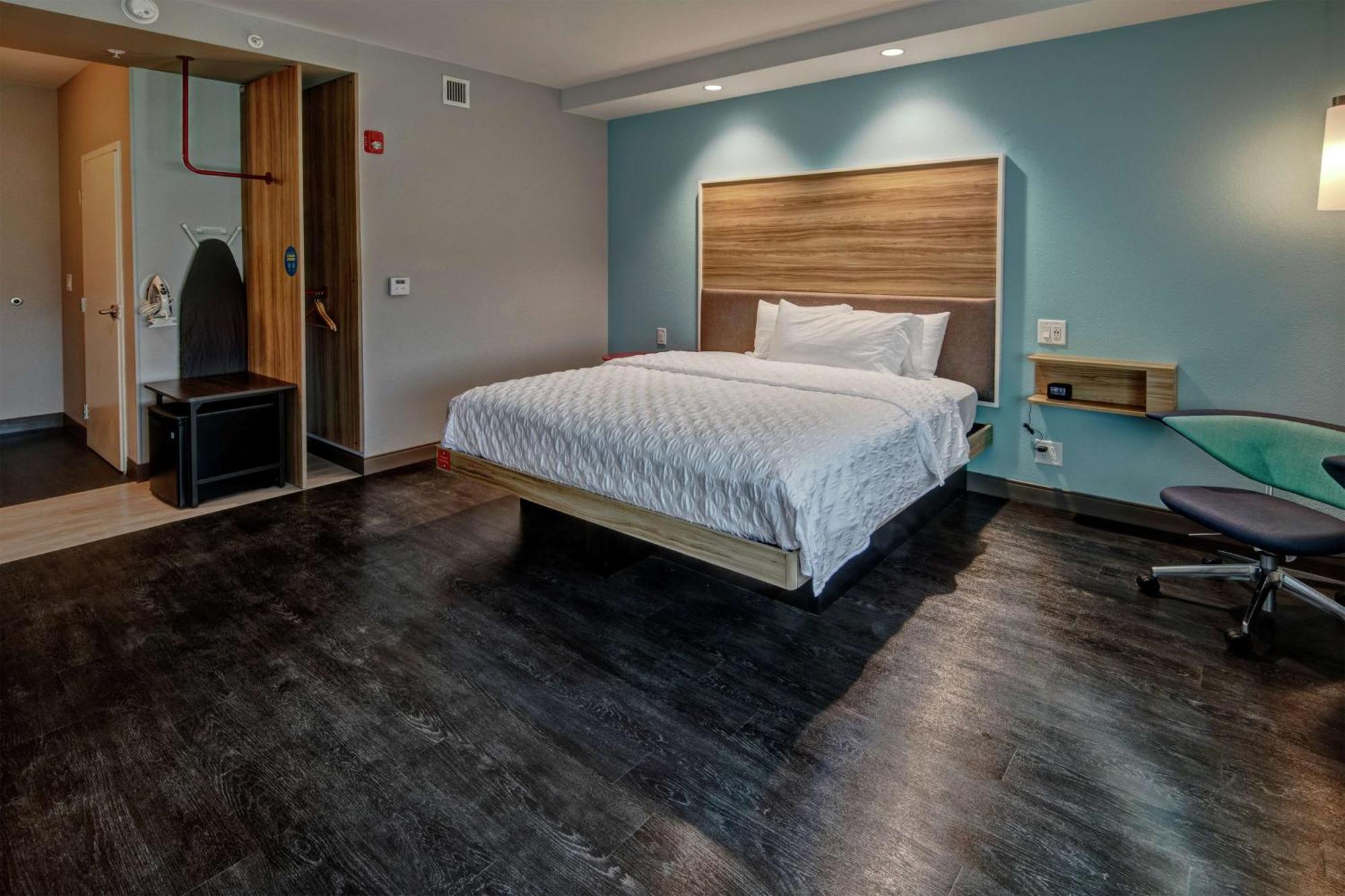Hotel Tru By Hilton Roanoke Hollins Esterno foto